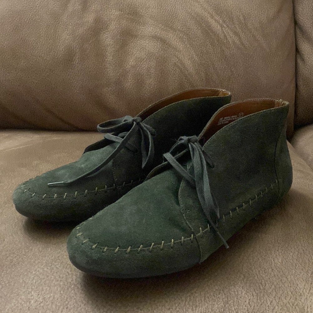 Aerosole Moccasin booties - Green Women’s size 10